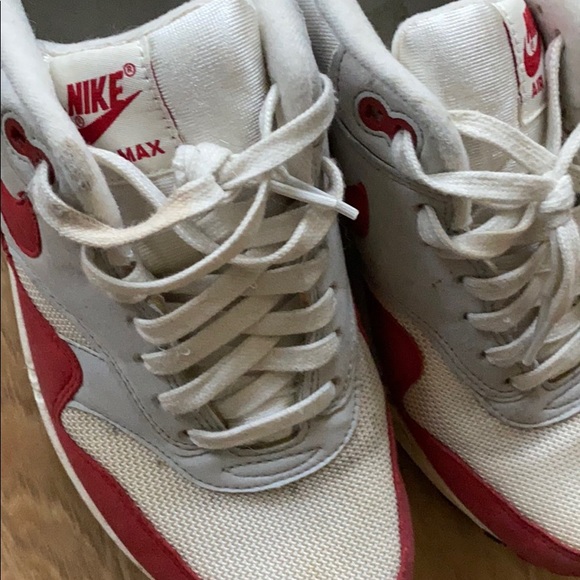 SOLD **2012 Air Max One - Picture 3 of 5